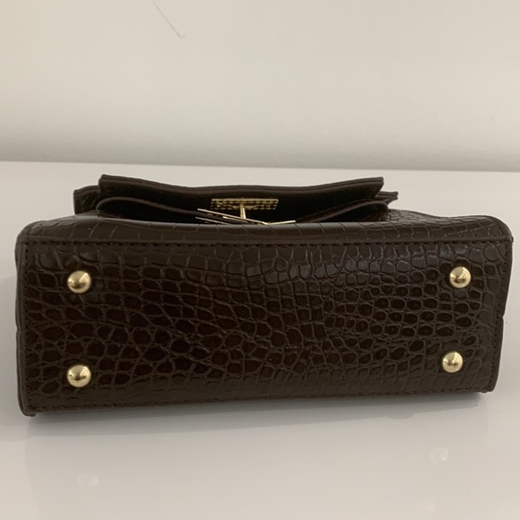 Brown NWT Crocodile Embossed Satchel Bag - Picture 9 of 17
